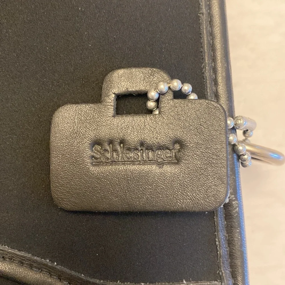 Schlesinger Elegant Black Leather Men's Bag